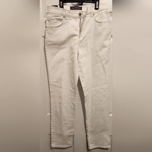 Gloria Vanderbilt Classfit Original Amanda Jean New with Tags Size 6 White